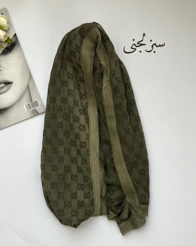 شال تور طرح گوچی لب ریش وارداتی کد ۱۳۵۰